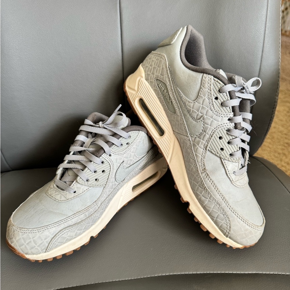Women’s Nike Air Max sneakers